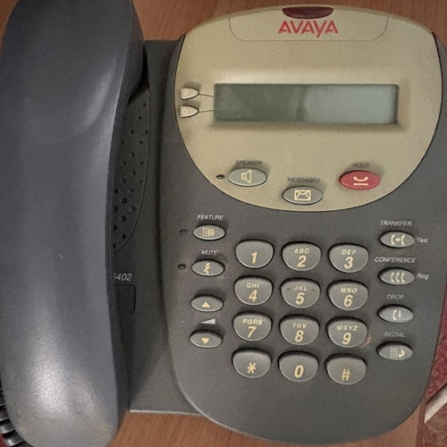 Avaya telephone devices like new