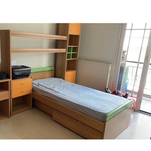 Neoset children's bedroom set with bed and mattress like new
