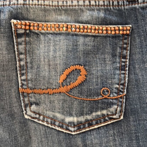 Seven Jeans with rhinestones on back like new, size 40, blue