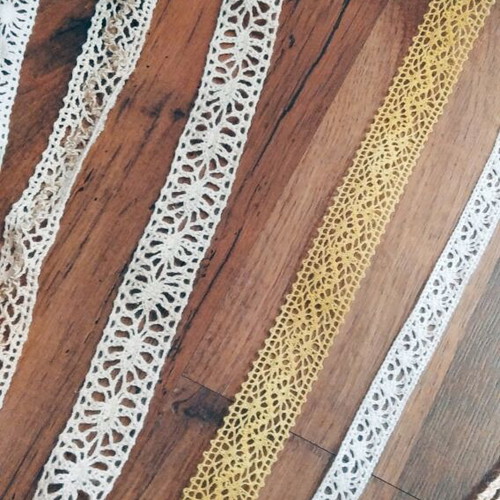 Lace ribbons new, 100 meters total, assorted designs