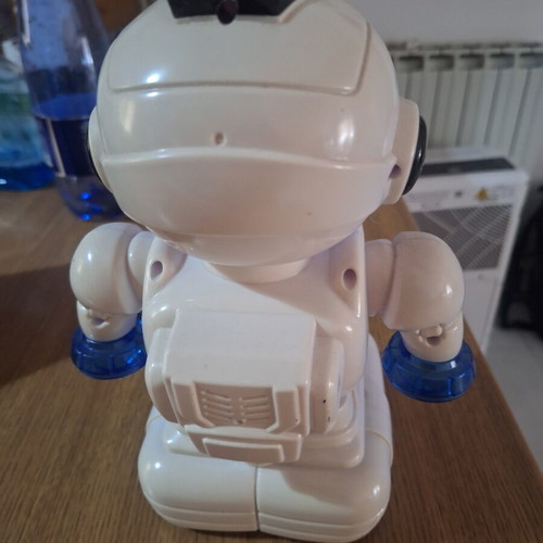 Children's robot toy used with 3×AA batteries, discoloration