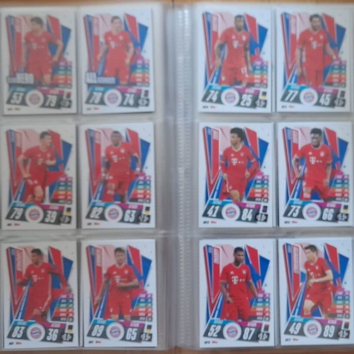 Champions League 2020-2021 Match Attax album with 422 cards like new