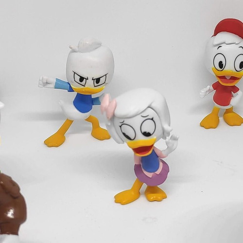 DuckTales Disney figure set, like new, 11 pieces