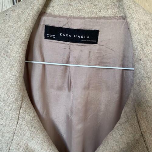 Zara coat like new, ecru, size M