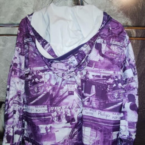 Zoo York purple sweatshirt jacket like new