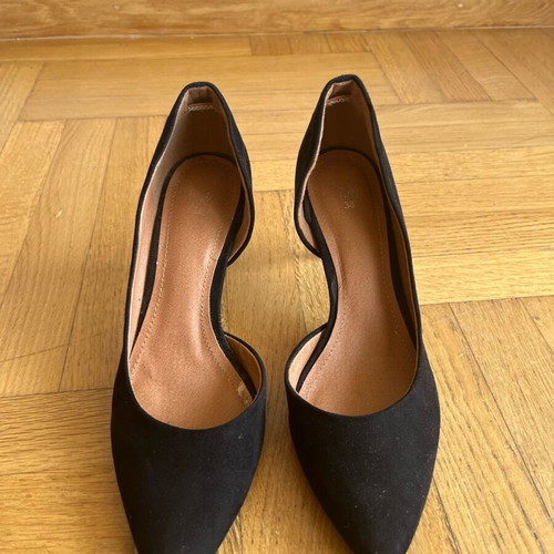 H&M pumps used, 8cm black suede, size 38