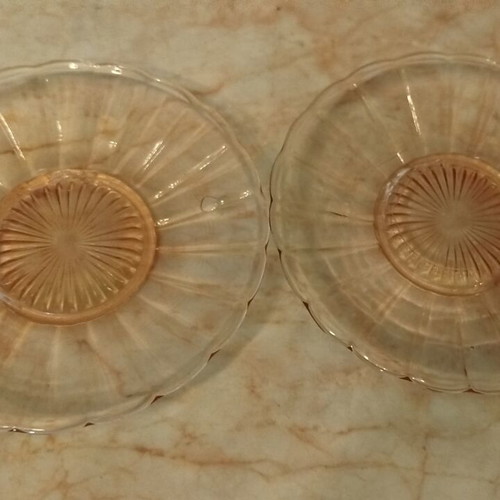 Vintage Depression Glass Dessert Plates Set of 8 like new