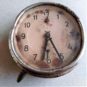 Παλιό επιτραπέζιο ρολόι insa