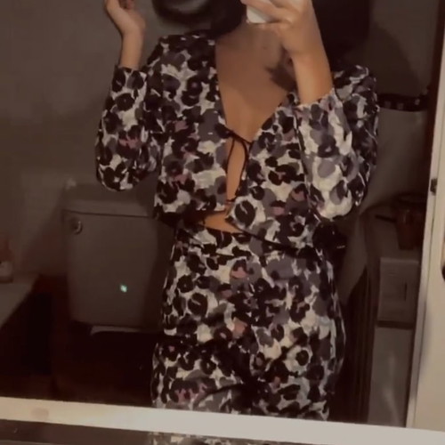 Set of pants and top used, animal print, size small