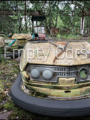 Empty Cars περιορισμένη έκδοση φωτογραφίας fine art από τη σειρά Τσερνόμπιλ