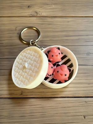 Jigglypuff Pokémon keychain from Japan, new, multicolored