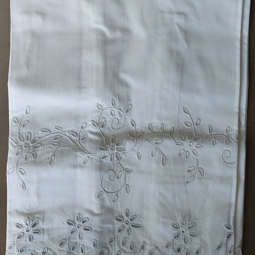 Handmade pillowcases like new, pack of 8 pairs 50x70