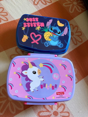 Δοχεία φαγητού Stitch και Fisher Price Unicorn μεταχειρισμένα