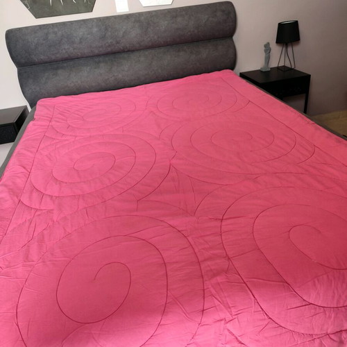 Seasonal quilt like new, double-sided, hypoallergenic 2.30x1.50
