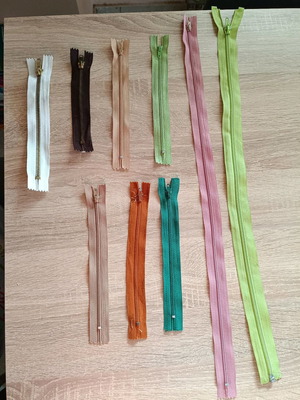Zippers new, pack of 9 various colors and lengths