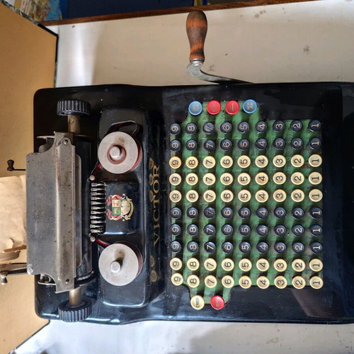 Victor mechanical calculator new