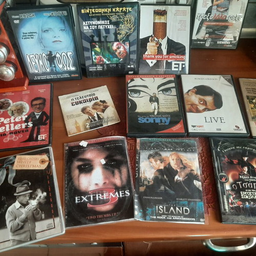 Movies pack like new, various titles