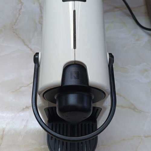 Nespresso Inissia XN100 espresso machine by Krups