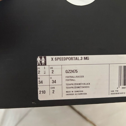 Adidas football shoes new, size 34, pink and black