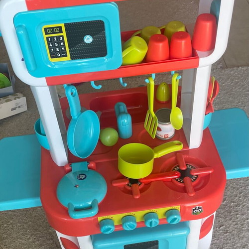 ELC Kids Kitchen Like New With Oven Dishwasher And 37 Accessories