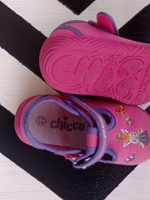 Παιδικά παντοφλάκια Chicco μεταχειρισμένα, νούμερο 22, αντιολισθητική σόλα