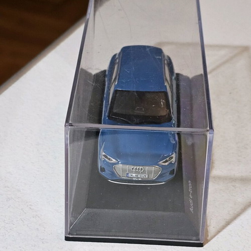 Audi E-Tron model Spark 1:43 used, collectible