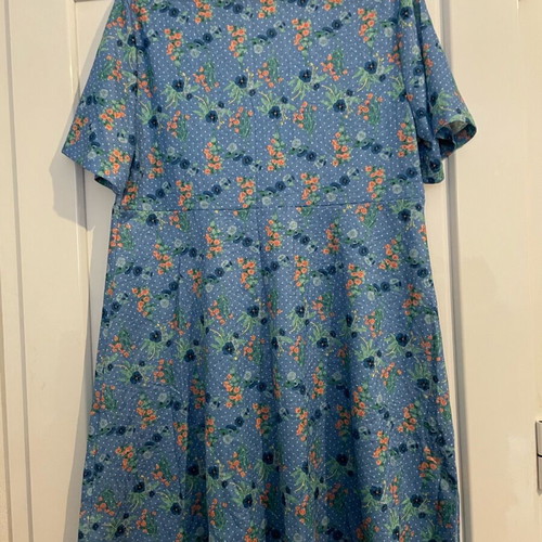 Peacocks v neck summer dress like new, size UK 16 EU 44