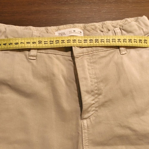 Zara chino fabric bermuda shorts 10 years 140cm like new beige