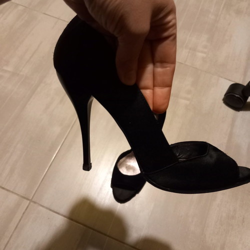 Sante satin sandals size 38 like new, black
