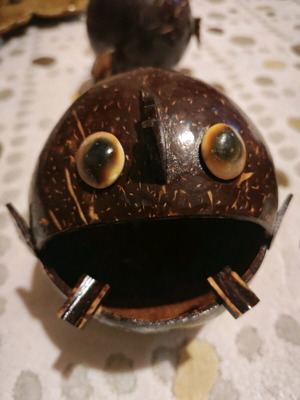 Alien fish three sets of handmade ashtrays from coconut tree new