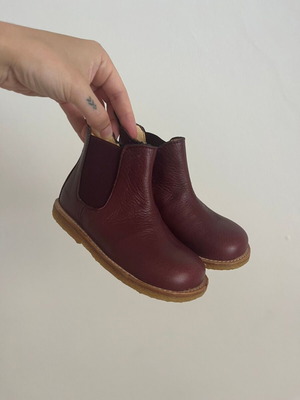 Angulus Burgundy Leather Chelsea Boots size EUR23 like new