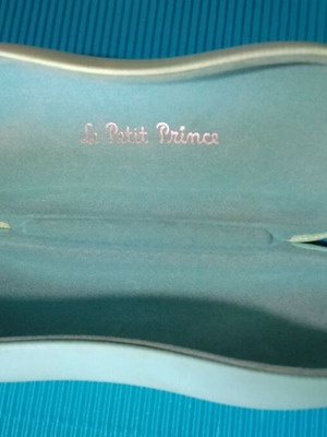Θήκη για γυαλιά Little Prince μεταχειρισμένη, φωσφορίζουσα