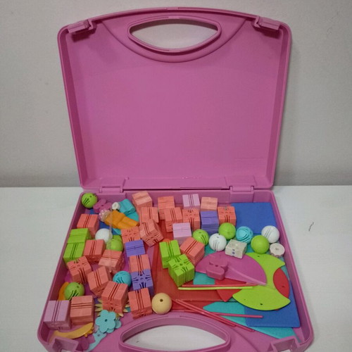 Abacolor Shapes & Case used with over 80 pieces