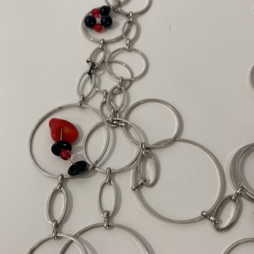 Handmade necklace with triple chain and coral elements like new
