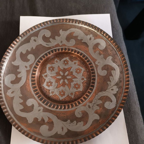 Decorative copper wall plate like new, 25 cm, G. Papaioannou