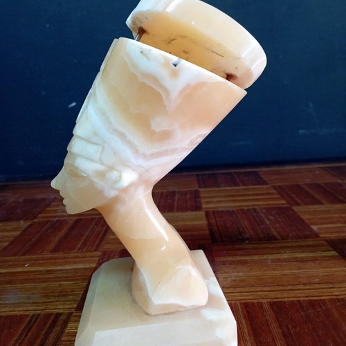 Decorative portatif with Nefertiti face used, Egyptian marble