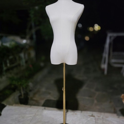 Female Dressmaker Mannequin with Adjustable Height and Gold Base like new