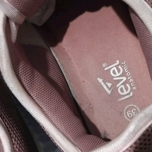 Level Anatomic women's athletic shoes size 39 pink like new