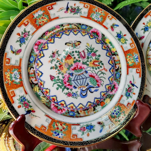 Famille Rose vintage Chinese porcelain plates, set of 2