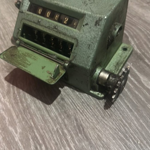 Electromechanical pulse counter M280 AD used, industrial