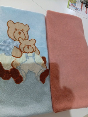 Fleece blankets like new, set of two, 1.35x1.00 m