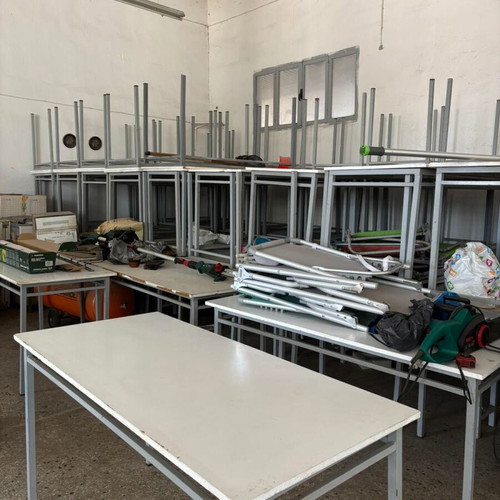 Professional tables used, pack of 70, metal base with wooden PVC top