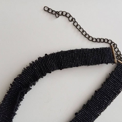 Black waist belt with sequins like new, adjustable