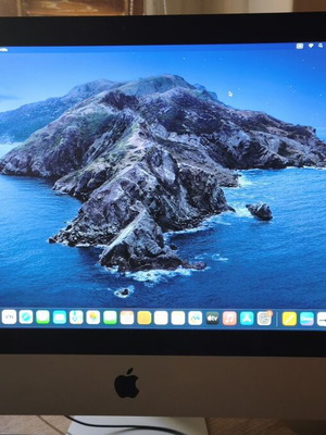Apple iMac 21.5 inch 2017 like new