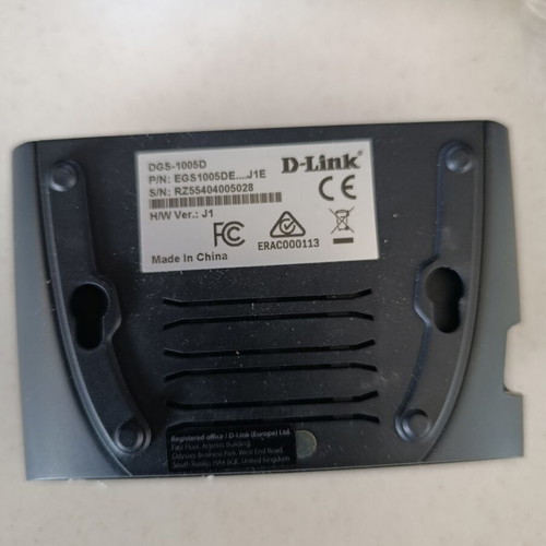 D Link Switch 5-Port Gigabit Ethernet New