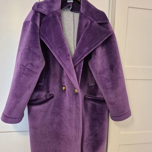 Velveteen coat like new, one size, purple