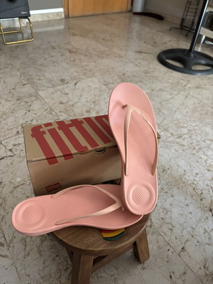 Fitflop flip flops new, pink, size 39, anatomical and soft