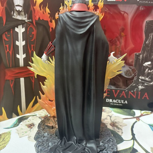 Dracula Castlevania PVC Diorama GameStop Exclusive like new