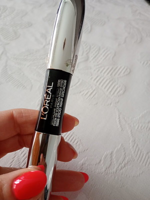 Loreal mascara with 2 sides new