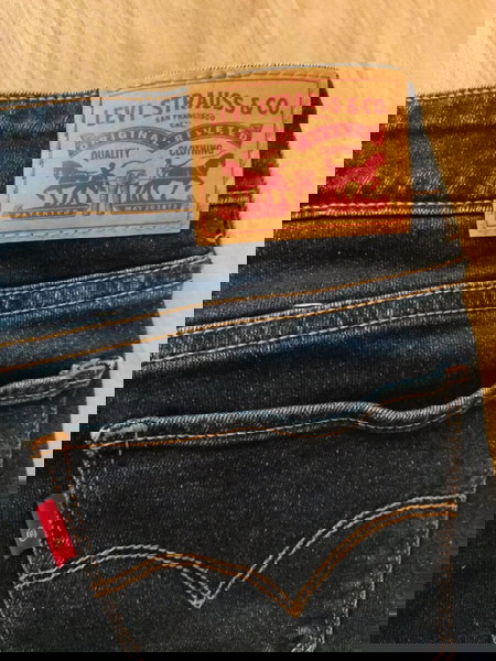 Τζιν Levi's